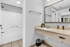 Queen BR Condo Near Universal Studio Pool Hot Tub